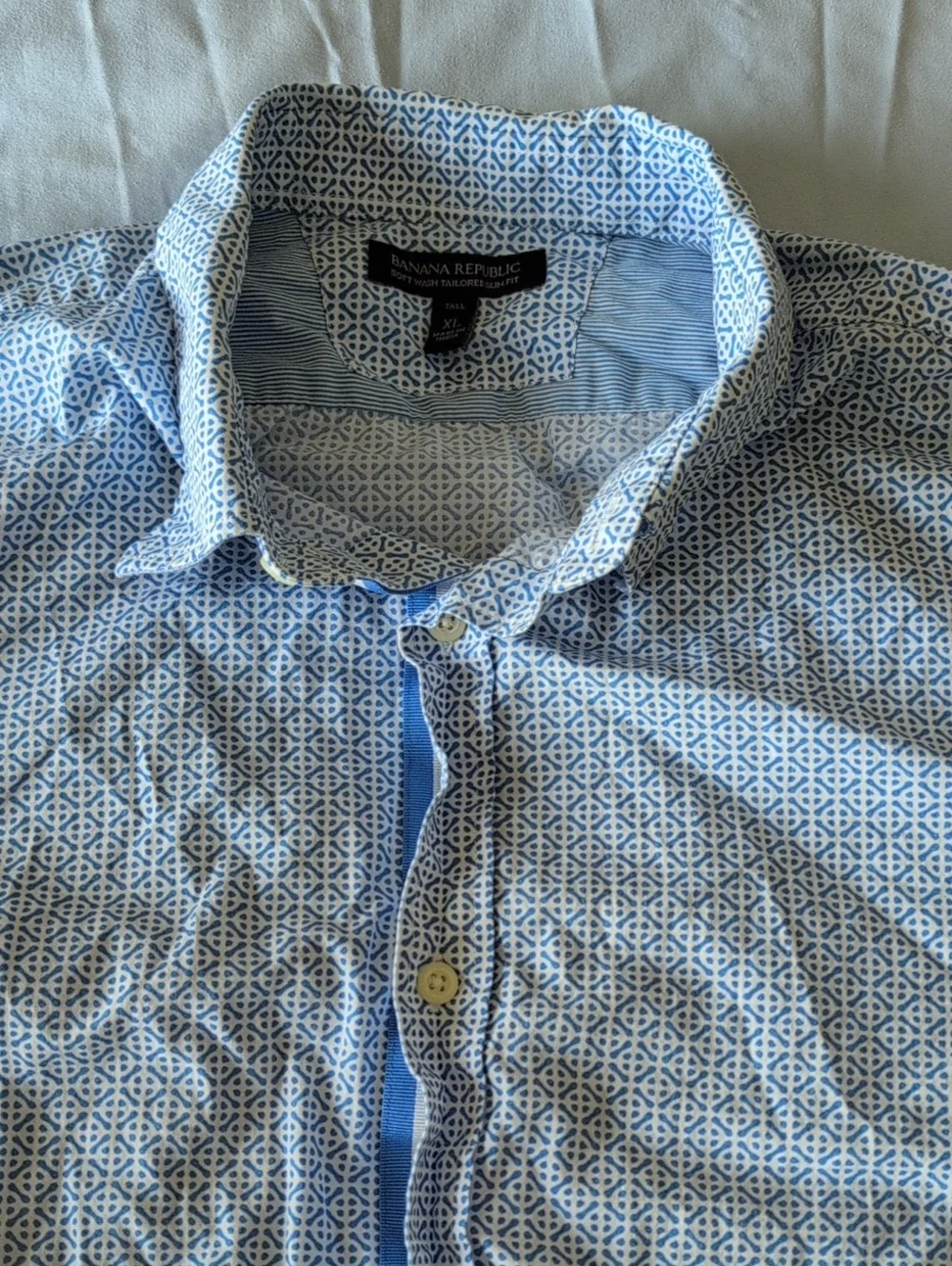 Banana Republic Men’s Blue Geometric Button-Down Shirt Mens XLT